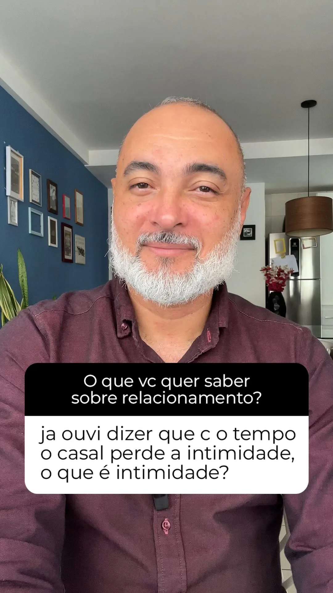Capa do reel “O que você quer saber sobre relacionamento?”, editado pela Grafando para o Instagram de Lúcio Pessôa